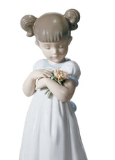 Flowers For Mommy Girl Figurine
